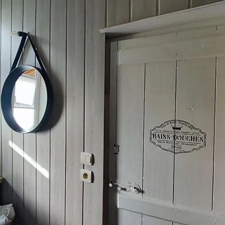 De La Vallee A Sarthe Courdemanche (Sarthe)