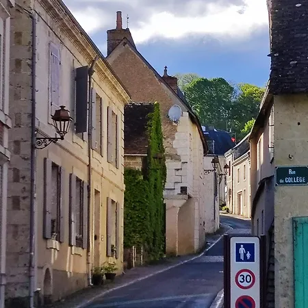 De La Vallee A Sarthe *