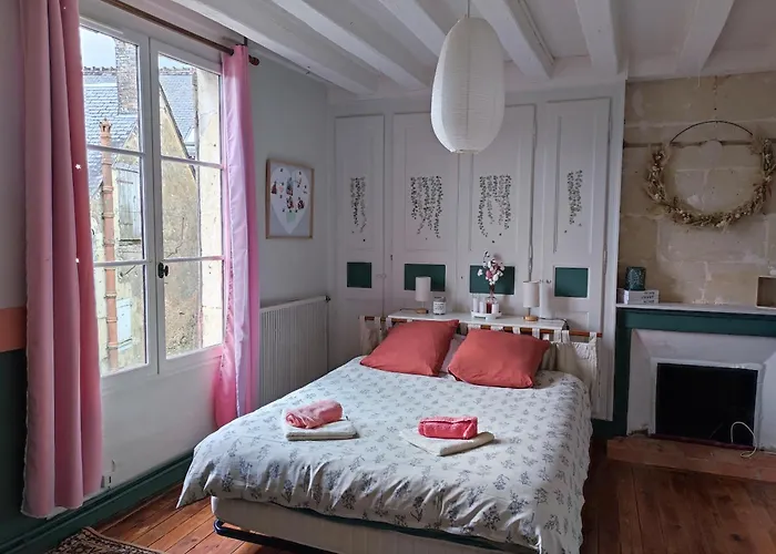 De La Vallée à Sarthe Bed and breakfast